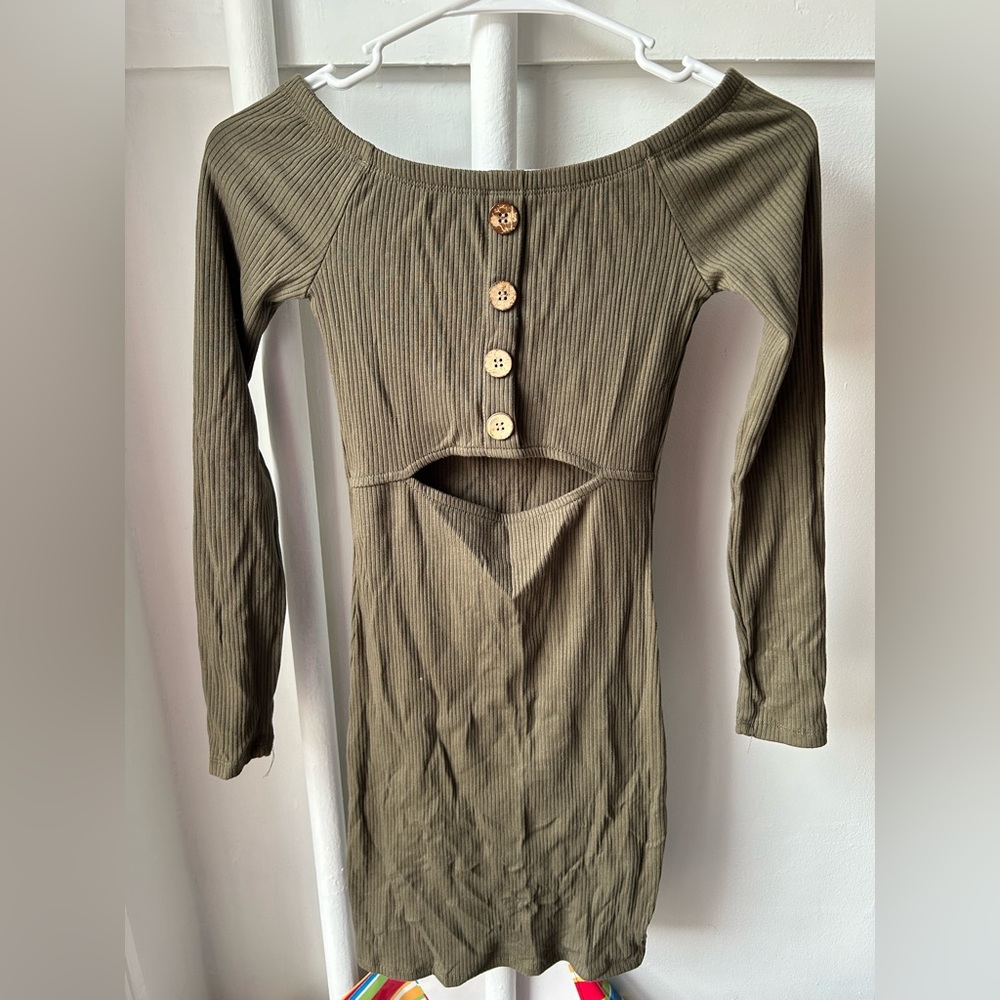 Size small Ardene off the shoulder olive green dress , like new only worn once